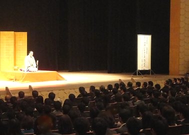 三遊亭楽春のメンタルヘルス講演会風景